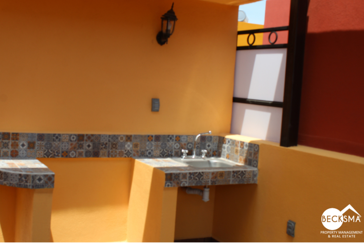Casa Jardines